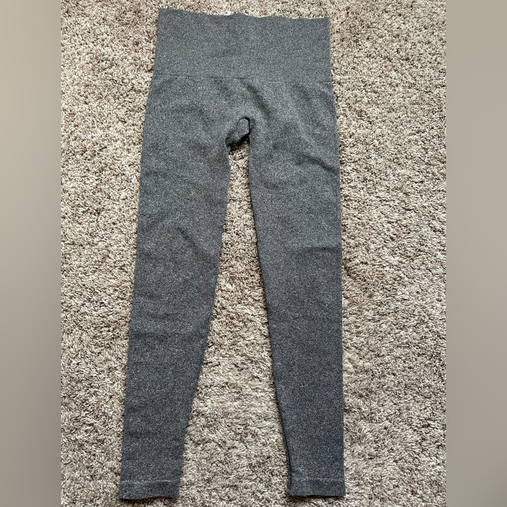 Good Hart gray Brentwood leggings sz small-Nwots